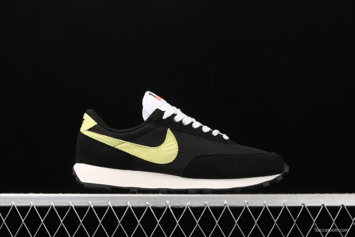 NIKE Air Daybreak Breaking Dawn series embroidered color hook waffle retro leisure sports jogging shoes DA0824-001