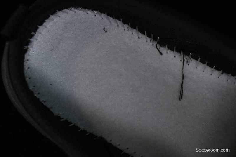 New Balance CRV CAP V2 Casual Sneakers with Flat Sole and Mesh Upper - SD3205BB2