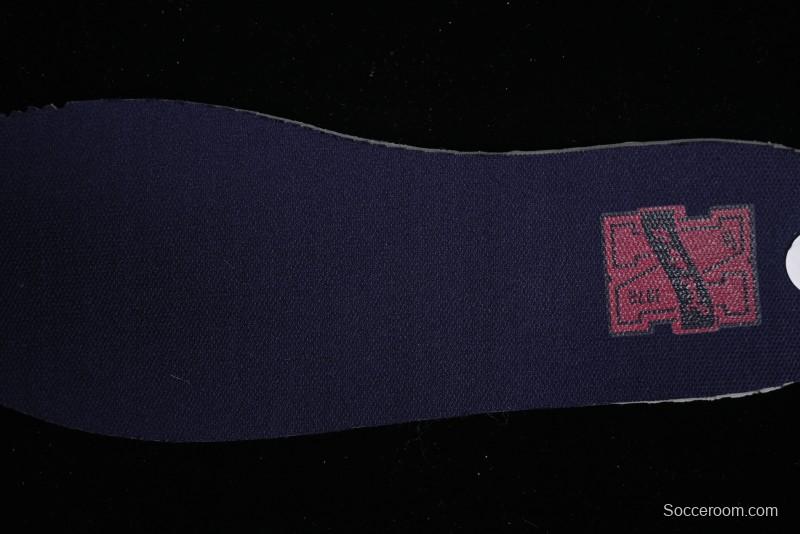 Nike SB Dunk Low Retro Skateboarding Shoes with Gorge Green and Red Swoosh Design - FV8106-361