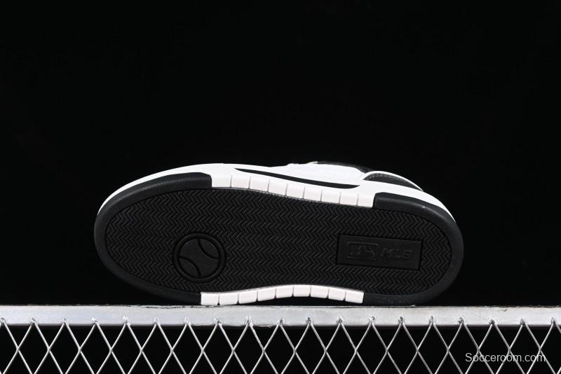 MLB NY Yankees Chunky Liner Classic Monogram Lightweight Platform Sneakers with 6cm Height Boost - 3ASXCMN4N50BKS