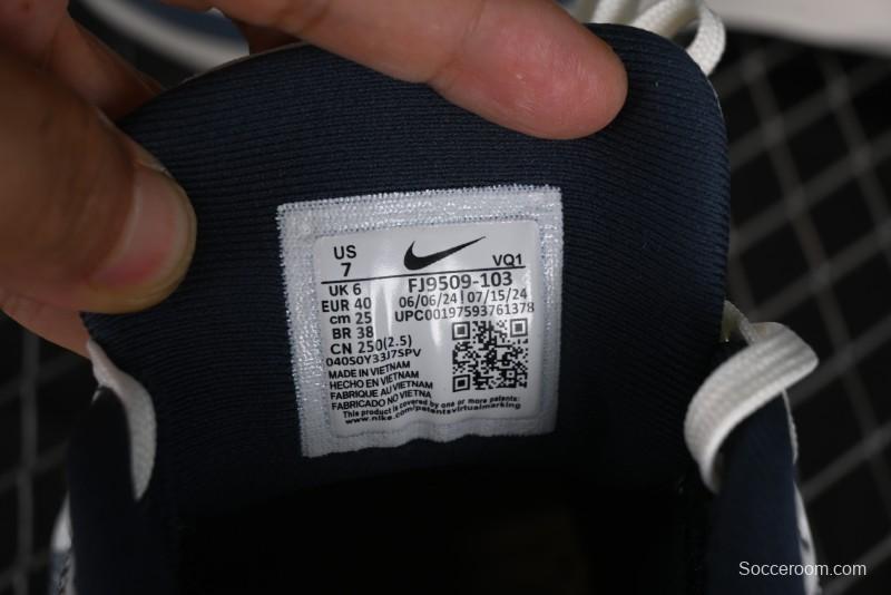 Nike Zoom Winflo 11 Moon Landing Mesh Breathable Running Shoes with Cushioning - FJ9509-103