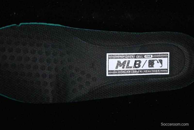 NY Yankees Black Leather Sneakers with Bold Pink Logo