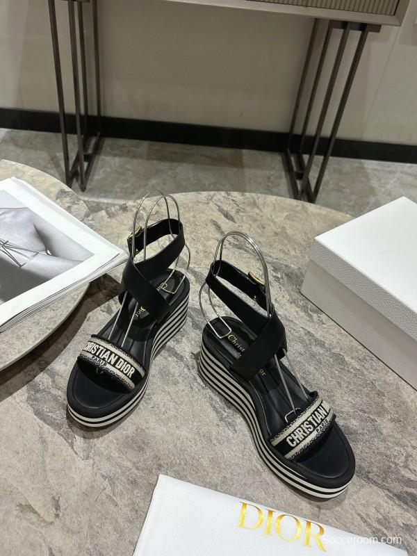 2025 Women Dior Black Leather Sandals Christian Dior Logo KFY00280