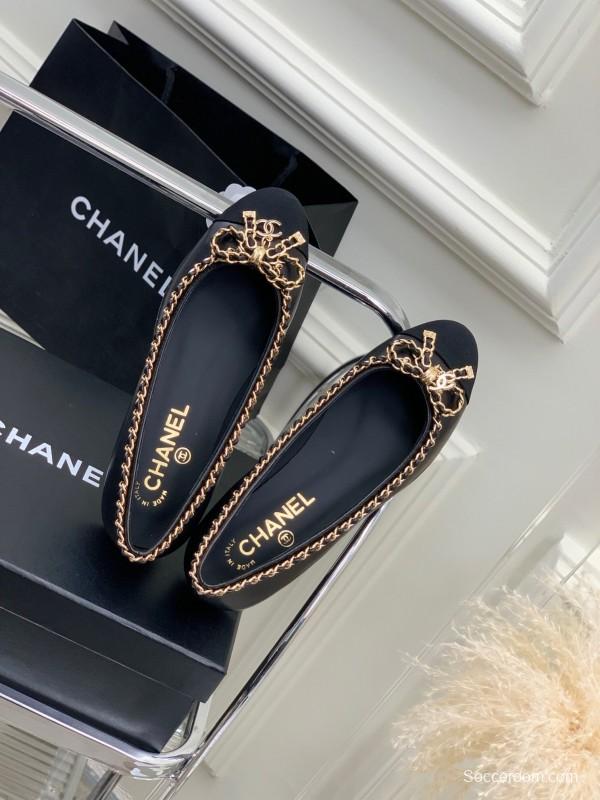 2025 Women Chanel Black Gold Leather Ballet Flats