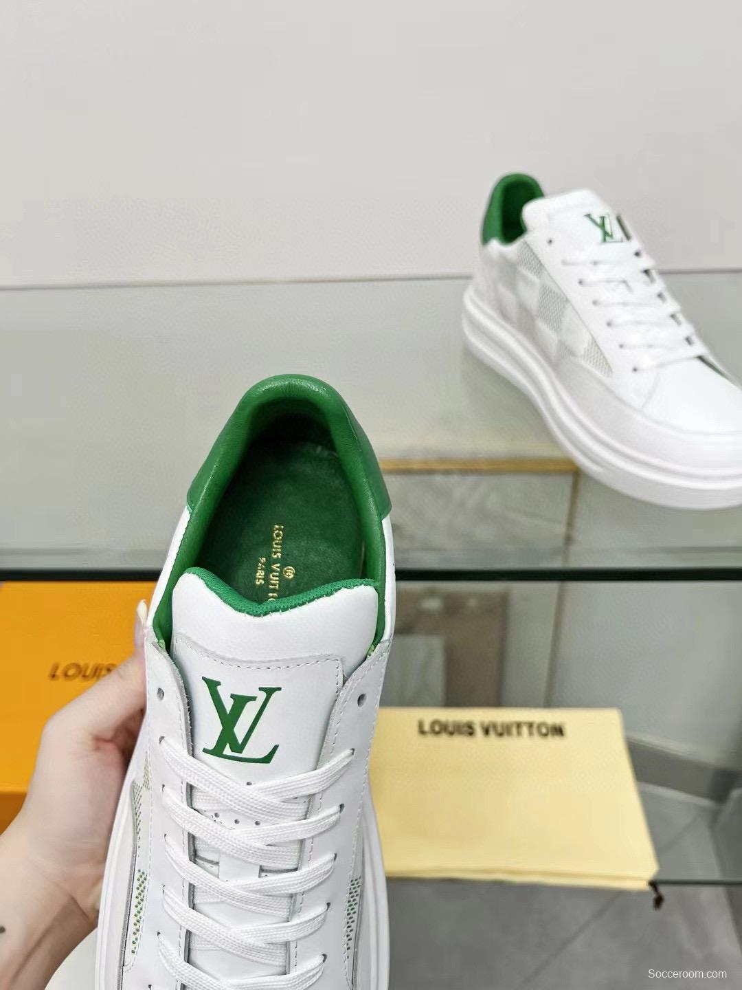 2024 Unisex Louis Vuitton Green White Leather Sneakers Maxi Damier MJ00330
