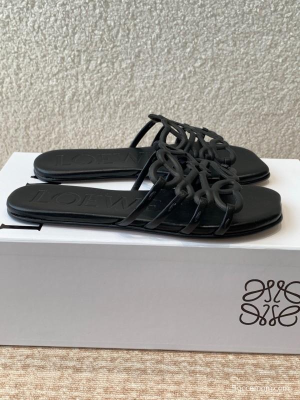 2025 Loewe Black Leather Slippers KFY00250