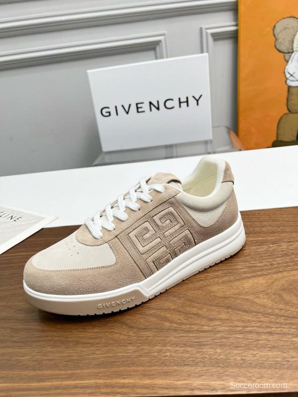 2024 Unisex Givenchy Beige Silk Calfskin Patent Leather Sneakers MJ00380