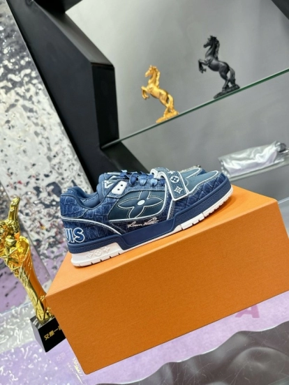 2024 Men Louis Vuitton Blue Denim Calfskin Silk Plimsolls Washed MJ00410