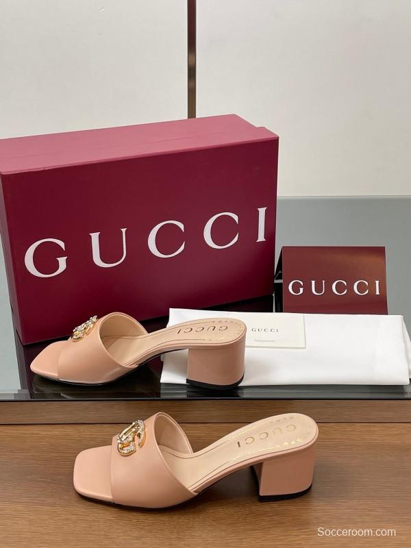 2025 Women Gucci Pink Leather Slippers GG Crystal Buckle LY00280