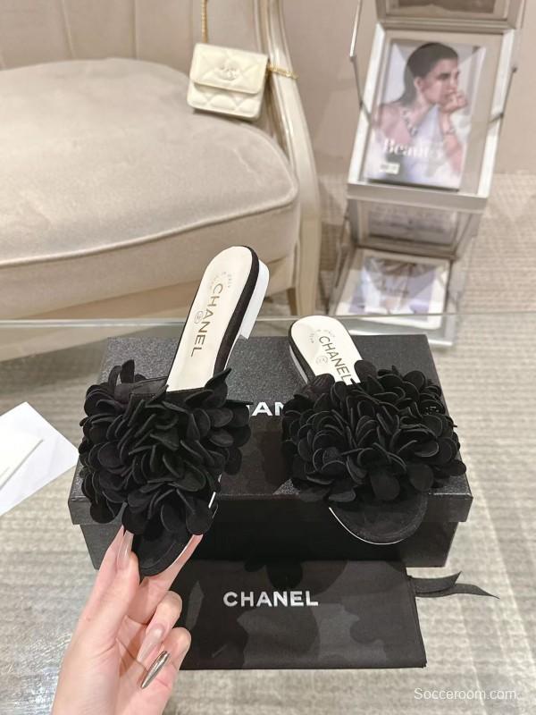 2025 Women Chanel Black Suede Mule Floral B2032-2