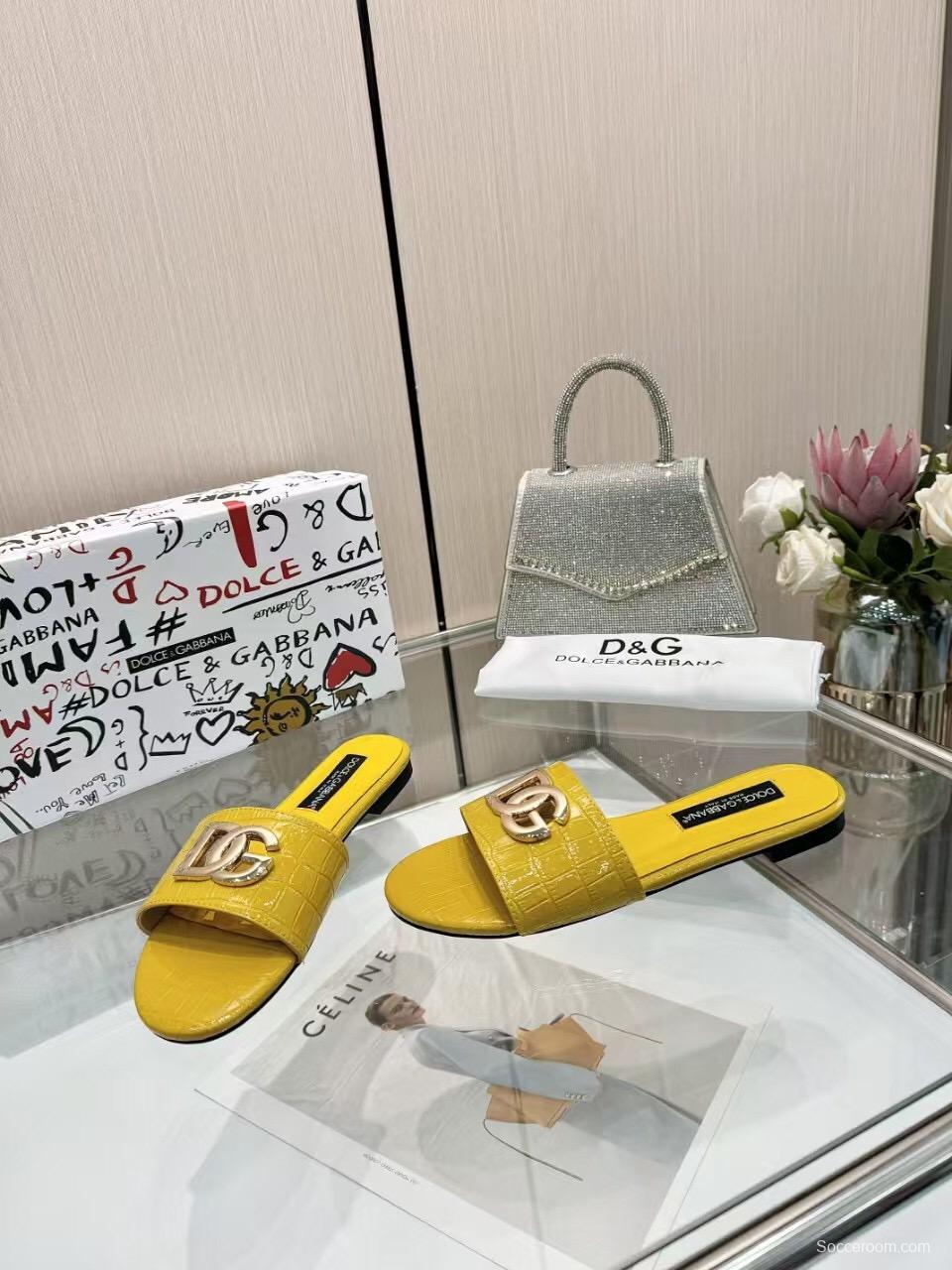 2025 Women Dolce & Gabbana Yellow Leather Slippers LY00190