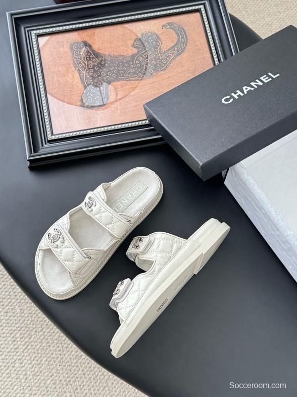 2025 Women Chanel White Leather Sandals LY00310