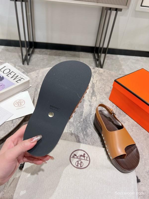 2025 Women Hermès Brown Leather Sandals KFY00250
