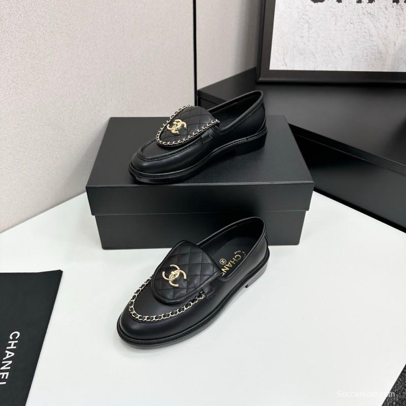 Chanel Classic Flap Chain CC Loafers with Buckle Closure - LY00320