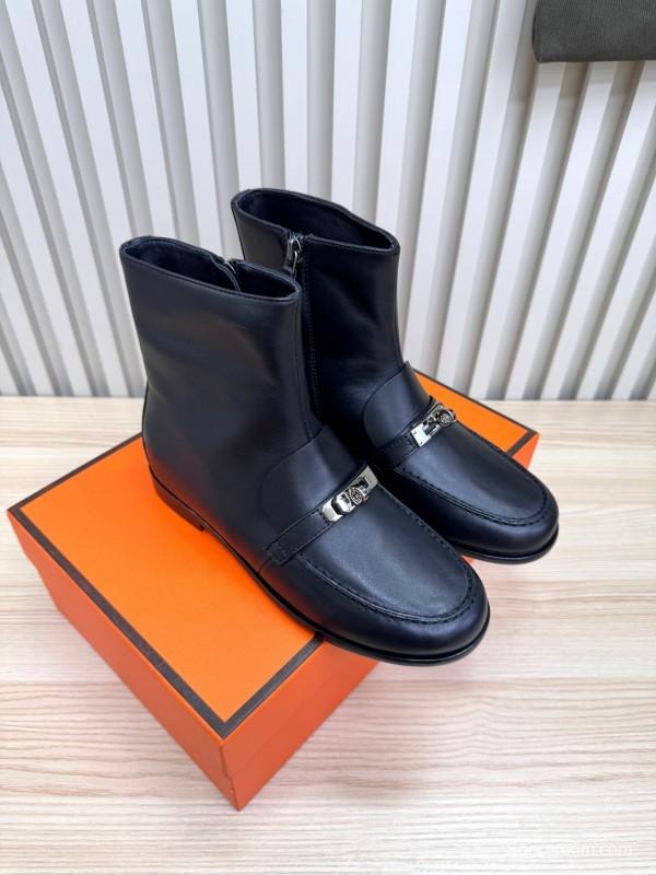 H Kelly Buckle Ankle Boots - LY00390