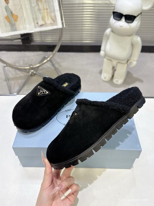 Prada 2025 Fall Winter New Fur Mule Slippers Triangle Buckle Bread Toe Half Slippers - KFY00270