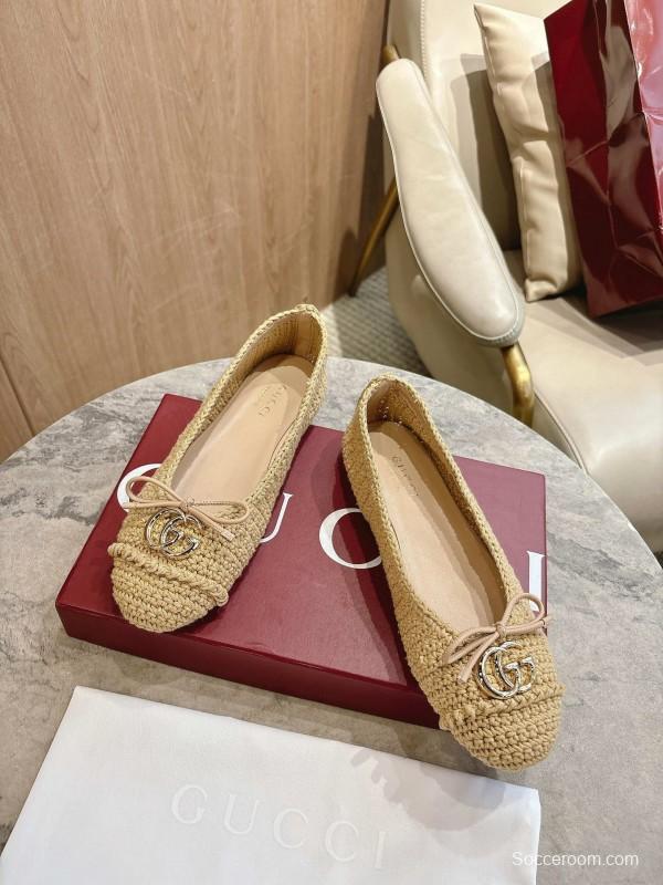 Gucci Ballet Flats with Leather Sole and Bow Detail - LY00320