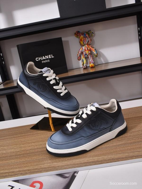 Chanel Classic Loafer with Gradient Logo and Platform Sole - KFY00350
