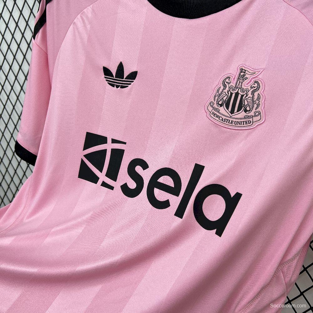2025/26 Mens Newcastle United Goalkeeper Jersey